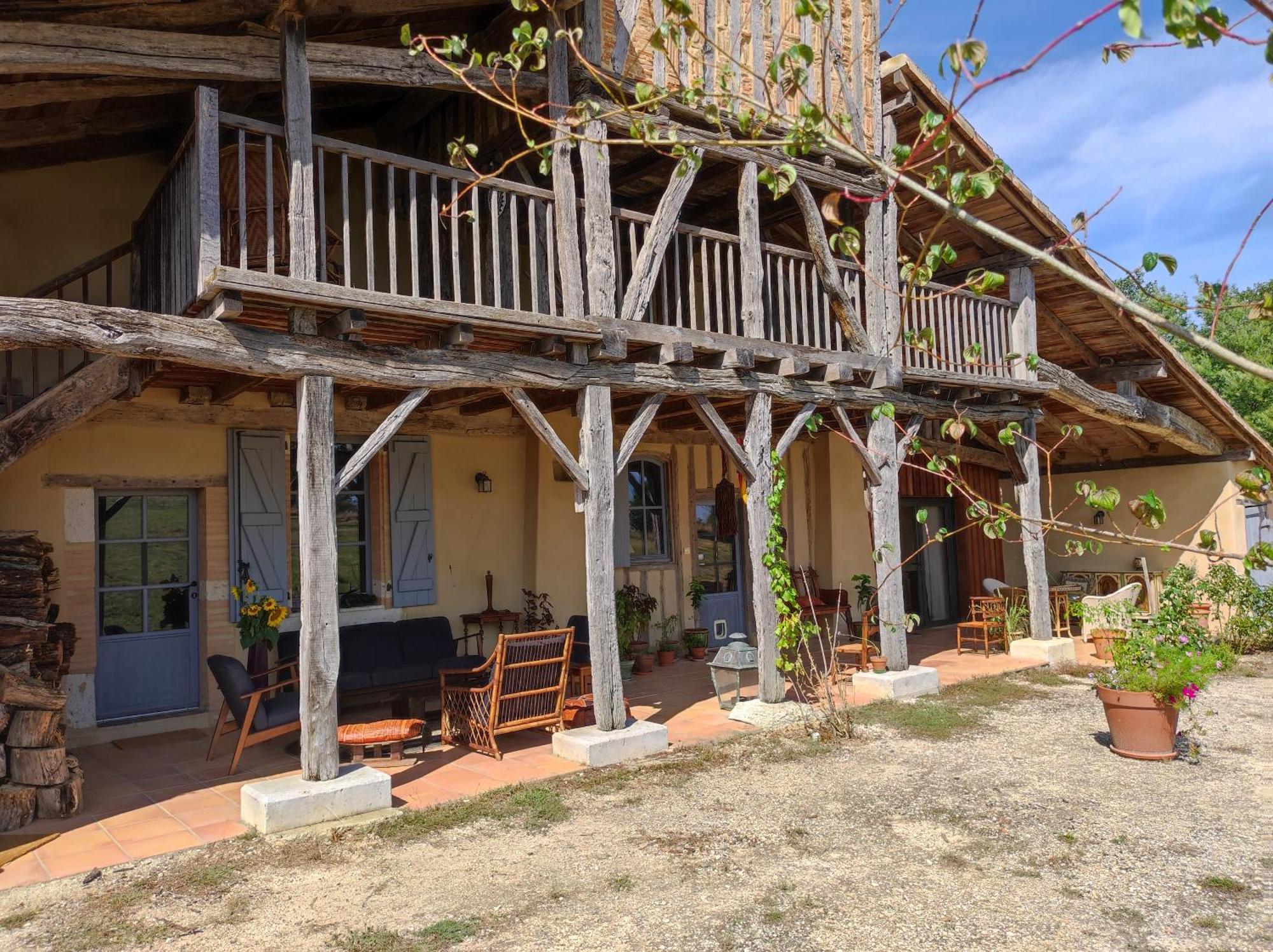 Ferme Ahoco Chambre D'Hotes Residence D'Artistes Lavit Bagian luar foto